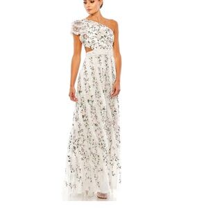 Mac Duggal White EMBROIDERED RUFFLED ONE SHOULDER LACE UP GOWN‎ NWOT